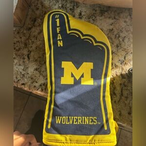 University of Michigan Wolverines oven mitt
